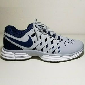 Men's 9.5 Nike Lunar Training Shoes
